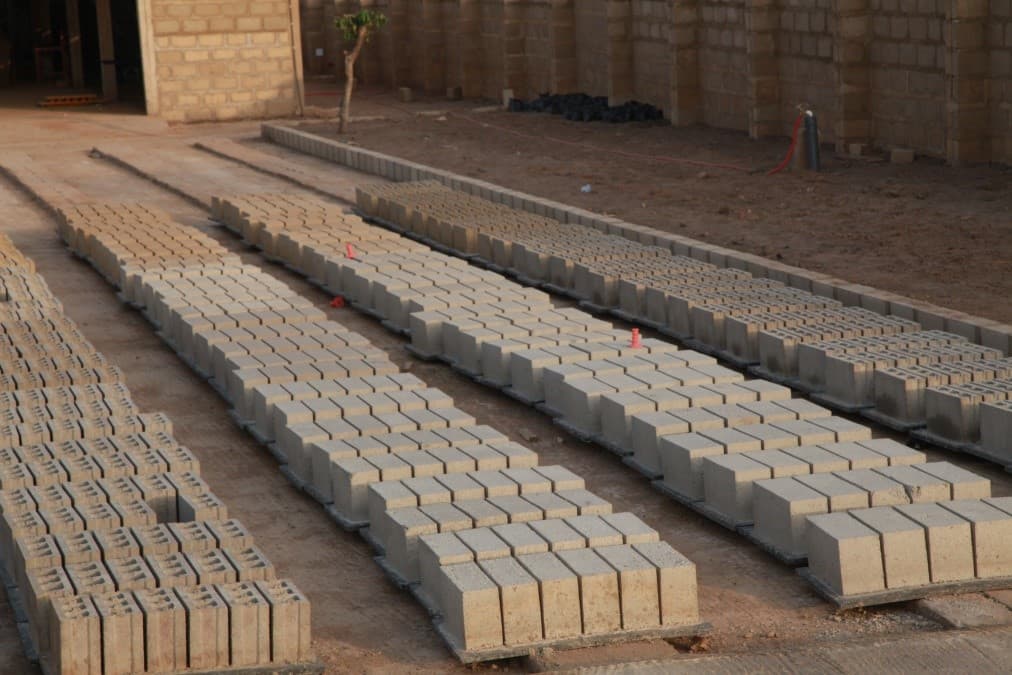 DBF gallery 2